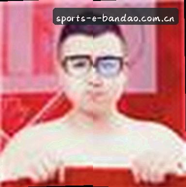 李昂